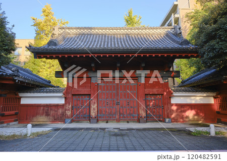東京大学・赤門 120482591