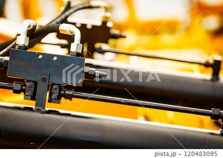 Hydraulic mechanism on modern machine Hydraulic mechanism on modern machine 120483095