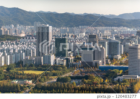 Cityscape of Daejeon capital of South Chungcheong province in South Korea 120483277