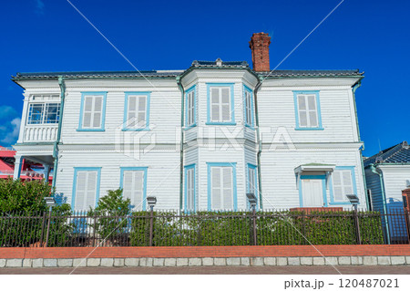 神戸市　ポートアイランドに移築されているみなと異人館 120487021