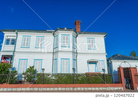 神戸市　ポートアイランドに移築されているみなと異人館 120487022