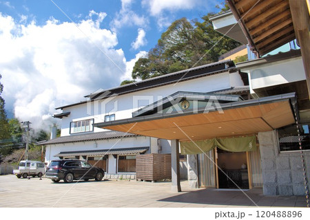 大分県別府市 鉄輪で撮影 「山荘 神和苑」 大分県別府市 鉄輪で撮影 「山荘 神和苑」 120488896