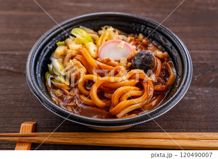 味噌煮込みうどん 味噌煮込みうどん 120490007