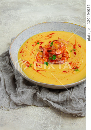 pumpkin cream soup with shrimp, herbs and spices, homemade, no people, pumpkin cream soup with shrimp, herbs and spices, homemade, no people, 120494086