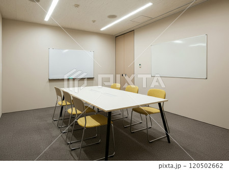 企業の典型的な会議室の写真のイラスト素材 [120502662] - PIXTA