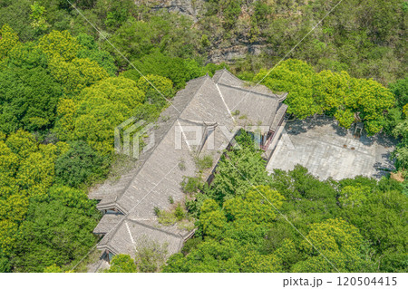 龍洞寺 120504415