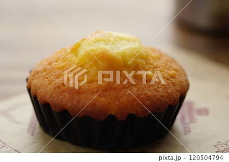 国産小麦のマドレーヌ 120504794