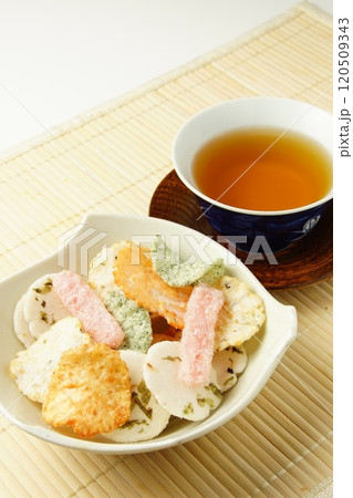 おかきとお茶 おかきとお茶 120509343