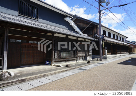 土山宿本陣跡 東海道土山宿の町並み(滋賀県甲賀市土山) 土山宿本陣跡 東海道土山宿の町並み(滋賀県甲賀市土山) 120509892