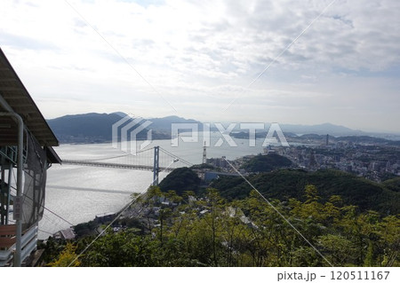 下関市火の山公園から関門海峡を見る 下関市火の山公園から関門海峡を見る 120511167
