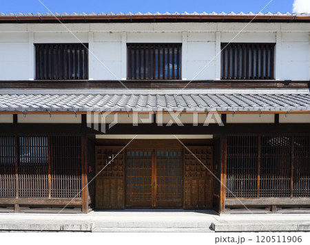 土山宿問屋宅跡 東海道土山宿の町並み(滋賀県甲賀市土山) 土山宿問屋宅跡 東海道土山宿の町並み(滋賀県甲賀市土山) 120511906