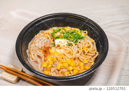 レンジで作る北海道味噌バターラーメン レンジで作る北海道味噌バターラーメン 120512701