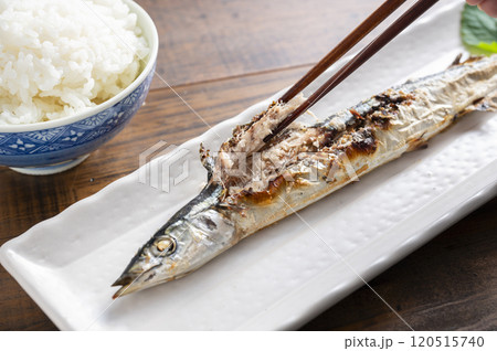 サンマの塩焼き 120515740