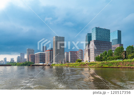 Moskva River and urban architecture of the capital downtown on a summer day 120517356