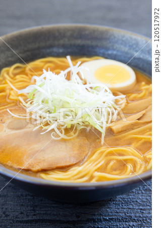 おいしいネギ味噌ラーメン おいしいネギ味噌ラーメン 120517972