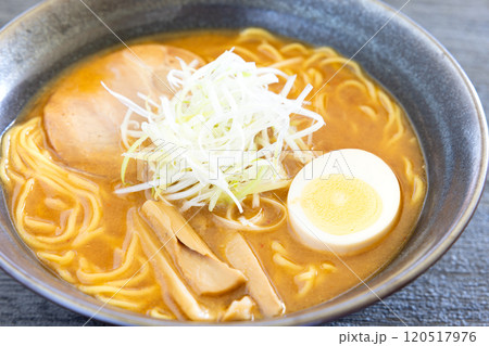 おいしいネギ味噌ラーメン おいしいネギ味噌ラーメン 120517976