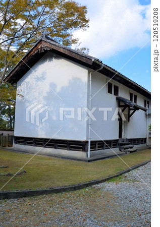 宇和島城 旧山里倉庫 宇和島城 旧山里倉庫 120519208