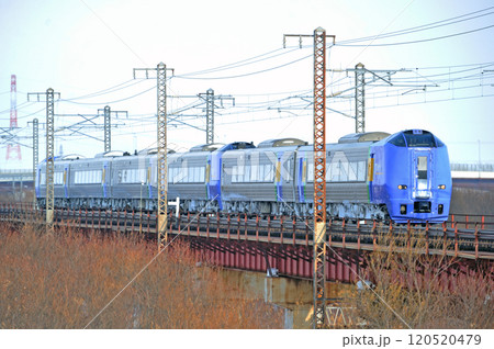 函館本線　豊幌－江別　JR北海道　キハ261系0番台　SE-101編成（苗穂）　スーパー宗谷 120520479
