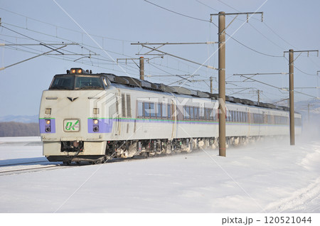 函館本線　光珠内－峰延　JR北海道　キハ183系　キハ183-215（苗穂）　オホーツク 120521044