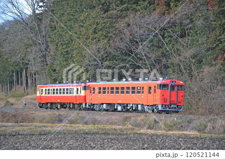 烏山線　鴻野山－大金　JR東日本　キハ40-1004（宇都宮） 120521144