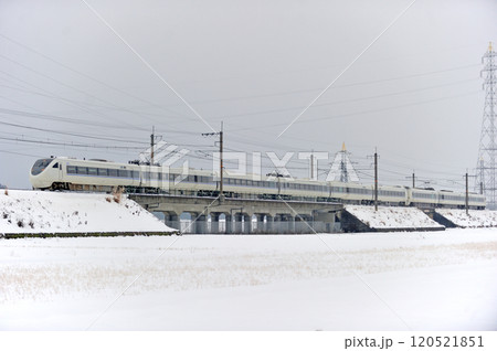 湖西線　近江今津－新旭　JR西日本　681系　T07編成（金沢）　サンダーバード 120521851