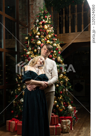 december woman decoration winter smiling celebration tree christmas happiness joy man family 120524060