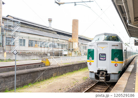 特急やくも 120529186