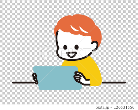 タブレットを使っている子ども 120531556
