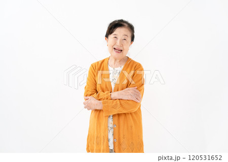 シニア女性　ポートレート 120531652