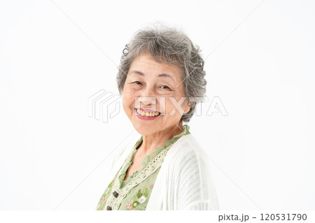 シニア女性　ポートレート　 120531790
