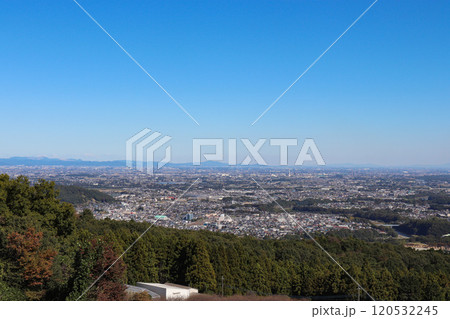 寄居町付近の街並み（埼玉県寄居町） 120532245