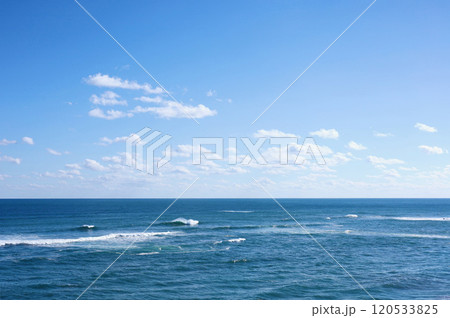 青い海と青い空   11月下旬 120533825