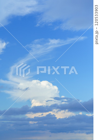 旋律の美しい雲 120533903