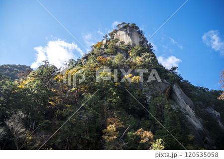 昇仙峡 仙娥滝 紅葉 山梨県 甲府市 観光 昇仙峡 仙娥滝 紅葉 山梨県 甲府市 観光 120535058