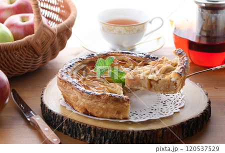 窓辺のアップルパイ 窓辺のアップルパイ 120537529
