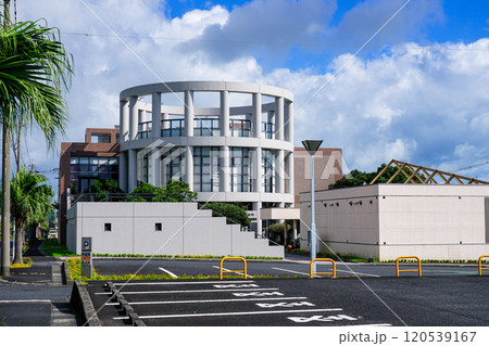 「時遊館COCCOはしむれ」こと 指宿市考古博物館(鹿児島県指宿市) 「時遊館COCCOはしむれ」こと 指宿市考古博物館(鹿児島県指宿市) 120539167