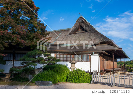 日本の岡山県岡山市の古くてとても美しい建物 日本の岡山県岡山市の古くてとても美しい建物 120541116