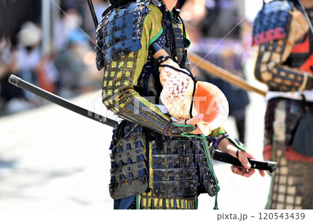 関東・小田原北条五代祭り(北條五代祭り)・戦国時代の武者行列、ホラ貝の武士・神奈川県小田原市(3) 120543439