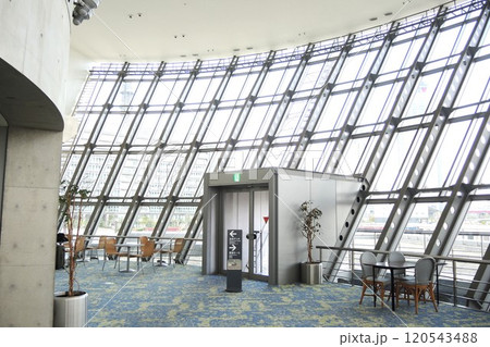 大阪港（国際フェリーターミナル） 120543488