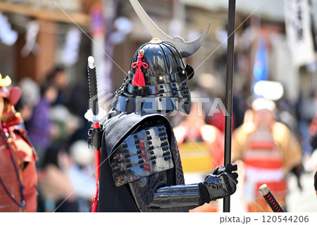 関東・小田原北条五代祭り(北條五代祭り)・戦国時代の武者行列、迫力の戦国武将・神奈川県小田原市(1) 120544206