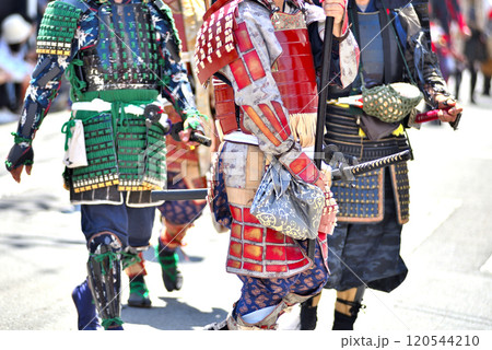 関東・小田原北条五代祭り(北條五代祭り)・戦国時代の武者行列、幟を持つ武士・神奈川県小田原市(3)  関東・小田原北条五代祭り(北條五代祭り)・戦国時代の武者行列、幟を持つ武士・神奈川県小田原市(3)  120544210