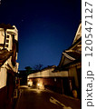 ライトアップされた倉敷美観地区から見るオリオン座 120547127