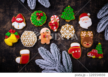 Christmas homemade gingerbread cookies with icing Christmas homemade gingerbread cookies with icing 120554930