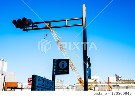 東京再開発 新宿駅西口ロータリーと工事のクレーン 2024.11 a-2 高彩度コントラスト 東京再開発 新宿駅西口ロータリーと工事のクレーン 2024.11 a-2 高彩度コントラスト 120560945