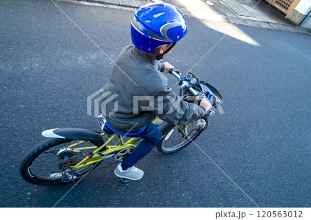 10 years old 120563012