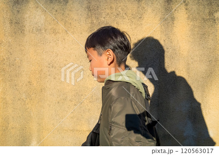 10 years old 120563017
