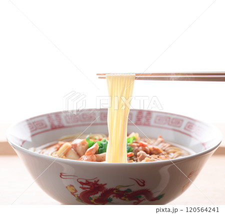 旨辛！豚キムチラーメン 120564241