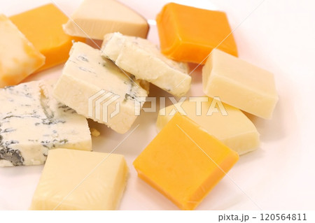 チーズ色々 ゴルゴンゾーラ チェダー ゴーダ ミモレット チーズ色々 ゴルゴンゾーラ チェダー ゴーダ ミモレット 120564811