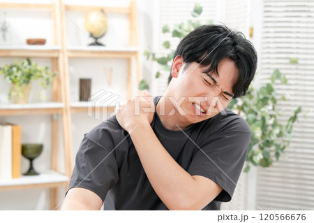 男性 カジュアル 肩こり 男性 カジュアル 肩こり 120566676