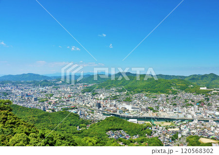 長崎県　青空の長崎市 120568302